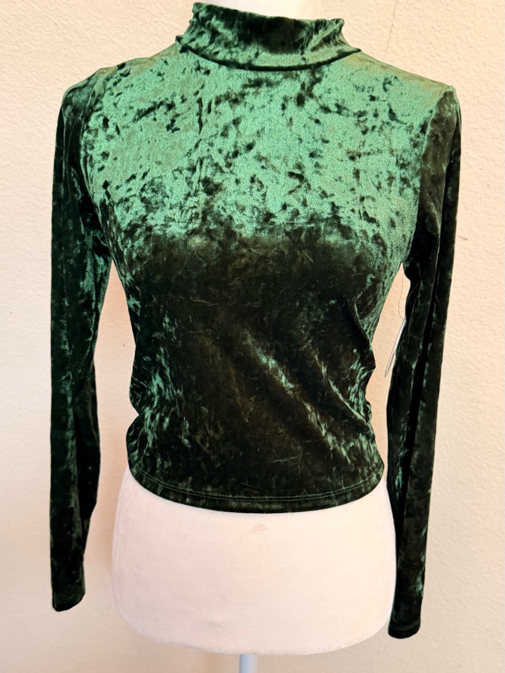 Women's Forest Green Crushed Velvet Long-Sleeve Mock Neck Top
